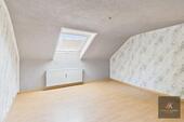 Foto - Dachgeschosswohnung in Geislautern zu Vermieten
