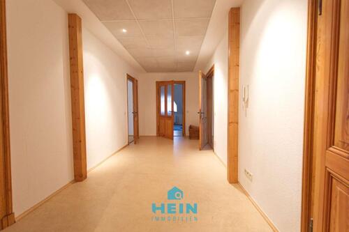 Foto - Charme und Raum zum Wohlfühlen - Ihre neue 4-Raumwohnung in Aue.