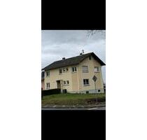 Helle 4 Zimmer Wohnung 1.OG - 690,00&nbsp;EUR Kaltmiete, ca.&nbsp; 80,00&nbsp;m&sup2; in Hundsangen (PLZ: 56414)