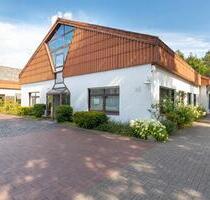 Attraktive, provisionsfreie Gewerbefläche mit nachhaltiger Ausstattung und vielen Stellplätzen - Oldenburg Etzhorn