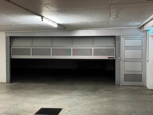 Foto - Sicherer Garagenstellplatz für Liebhaberfahrzeuge (Überwinterung)