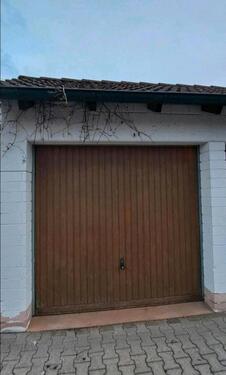Foto - Garage zu mieten Stellplatz nähe Bahnhof Roth ab sofort Auto Rad