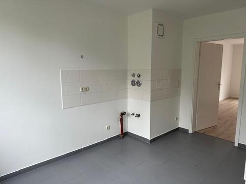 Foto - Gut geschnittene 3-Zimmerwohnung mit Balkon in grüner Lage