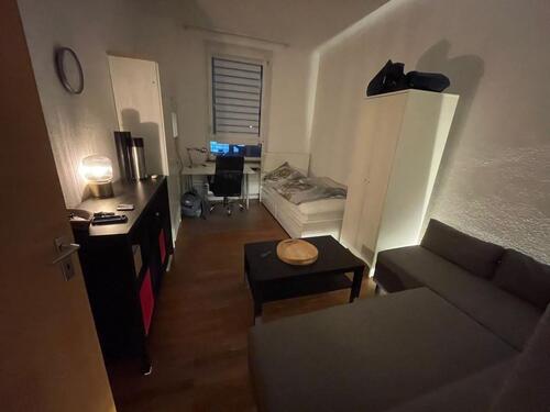 Foto - Nachmieter für 30 m² 1 Zimmer + Küche Bad Wohnung gute Anbindung