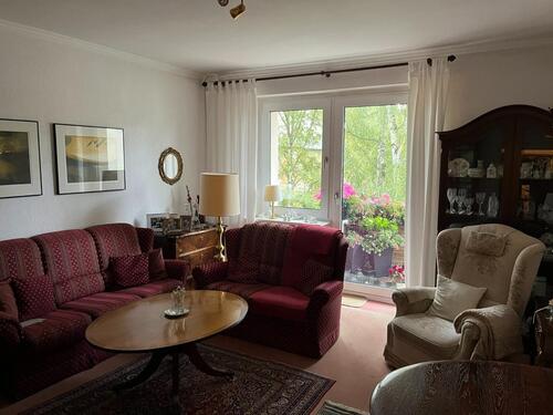 Foto - - Attraktive Wohnung mit Balkon in Südrichtung + Stellplatz PKW