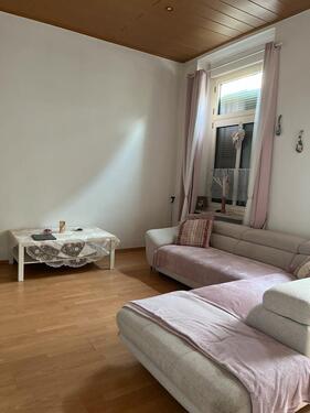 Foto - Zwei freie Zimmern in einer großen Frauenwohnung zu vermieten