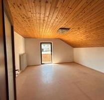 Helle 80 qm2 4-Zimmer-Mansardenwohnung in 94269 Rinchnach