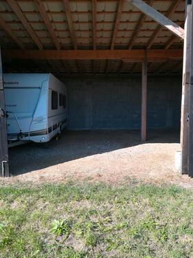 Foto - Wohnwagenstellplatz zu vermieten.