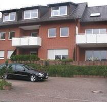 Sehr schöne 3 Zimmer Wohnung mit Balkon u. EBK in Bad Driburg