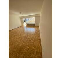 Gehrden Zentrum, 4 Zimmerwohnung 102qm, neu renoviert, Fahrstuhl