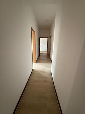 Foto - Neu renovierte 3 Zimmer Wohnung mit Einbauküche