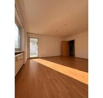 Helle 3-Zimmer Wohnung mit 108m² in Pentling OT Niedergebraching