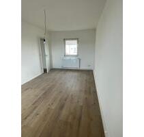 Zwei freie Zimmer in sanierter 2-Raumwohnung in Erlangens Zentrum - Buckenhof