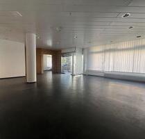 LadenBüroPraxis-Fläche 100m2 mit Glasfront & großem Vorplatz in attraktiver Lage von HD Rohrbach - Heidelberg Boxberg