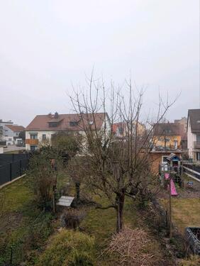 Foto - Reihenhaus zu Vermieten - 1.300,00&nbsp;EUR Kaltmiete, ca.&nbsp; 90,00&nbsp;m&sup2;