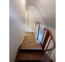 Möblierte 2-Zimmer-DG-Wohnung – Heilbronn-Böckingen. 735€ Warmmie - Flein