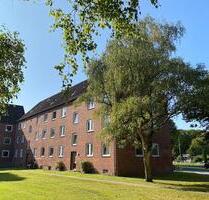 2 12 Zimmer Wohnung in zentraler Lagezu vermieten! - Kiel Ravensberg