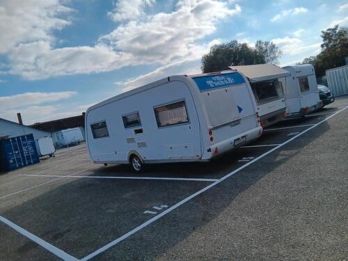 Foto - Parkplätze Parkplatz Stellplatz Winterlager