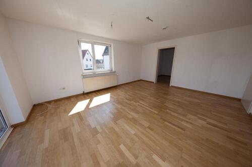 Foto - Etagenwohnung zur Miete in Weitramsdorf