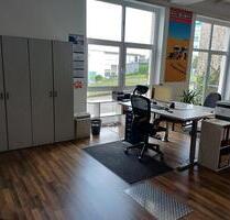 Büro Coworking Ausstellung Atelier Kurse SG-Südstadt - Solingen Burg