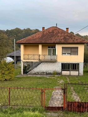 Foto - Haus zum Verkauf in Tuzla, Bosnien