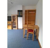Möblierte Dachgeschoss-Wohnung - 460,00&nbsp;EUR Kaltmiete, ca.&nbsp; 38,00&nbsp;m&sup2; in Saarbrücken (PLZ: 66125) Dudweiler