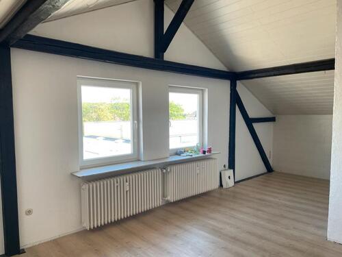 Foto - Dachgeschosswohnung - 1.100,00 EUR Kaltmiete,
