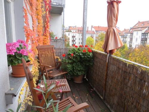 Foto - HELLE 2-RAUM-WOHNUNG IN JUGENDSTILHAUS MIT BALKON UND TAGESLICHTBAD IN GOHLIS-MITTE