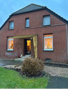 Foto - Haus in ruhiger Lage - 200.000,00 EUR Kaufpreis, ca.  100,00 m²