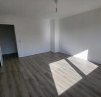 Renovierte 3-Zimmer-Wohnung mit Balkon - Essen Stadtbezirk III