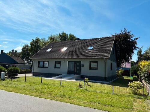Foto - Einfamilienhaus zum Kaufen in Groß Rheide