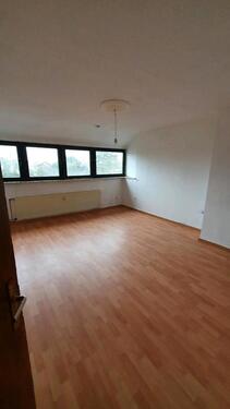 Foto - Schöne Wohnung mit 108qm in Top Lage zu vermieten, Bad Neu !!!