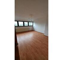 Schöne Wohnung mit 108qm in Top Lage zu vermieten, Bad Neu !!! - Wadgassen
