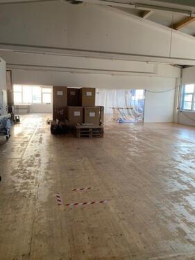 Foto - Gewerbefläche zu vermieten 446 m²