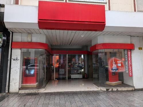 Foto - Ladenlokal in hochfrequentierter Fußgängerzone - 7 m Schaufenster - 97 m²