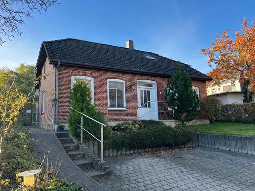 Foto - Haus mit Garten zu vermieten - 850,00 EUR Kaltmiete,