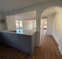 Exklusive, kernsanierte 127 m² Wohnung über drei Ebenen - Kuppenheim