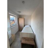 WG Zimmer in 71732 Tamm mit großem Garten WG Zimmer in 71732 Tamm mit großem Garten