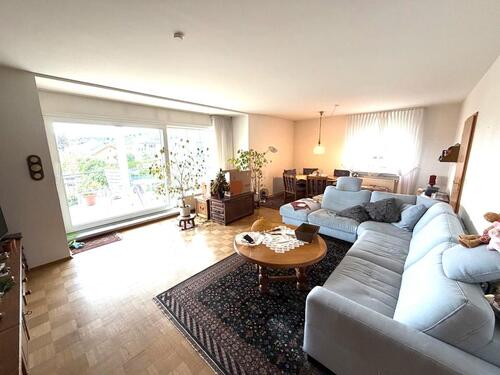 Foto - Schön geschnittene Wohnung mit Süd-Balkon und Weitblick