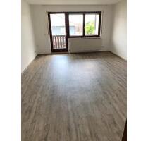 3 Zimmer Wohnung mit Balkon - 685,00&nbsp;EUR Kaltmiete, ca.&nbsp; 85,00&nbsp;m&sup2; in Freihung (PLZ: 92271)