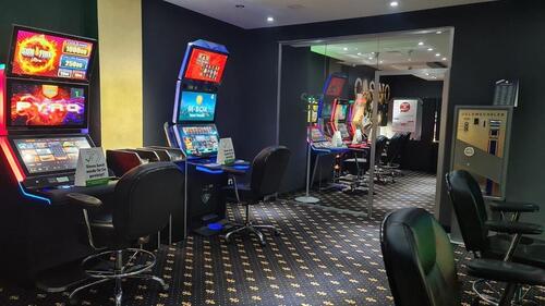 Foto - Spielhalle in MeeraneSa zu vermieten