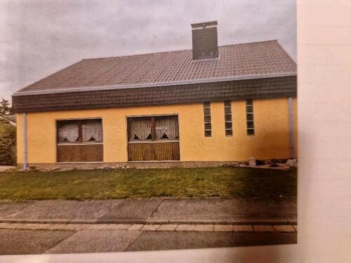 Foto - 2 Familien Haus zu verkaufen - 280.000,00&nbsp;EUR Kaufpreis, ca.&nbsp; 305,00&nbsp;m&sup2;