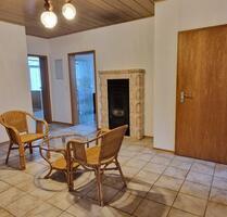 Voll-Möbilierte Wohnung mit Kachelofen 140qm in Bessenbach - Haibach