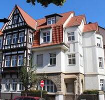 Perfekte Single Wohnung, 2 Zi in denkmalgeschütztem Stadthaus +Parkplatz, geeignet als Zweitwohnsitz - Quedlinburg
