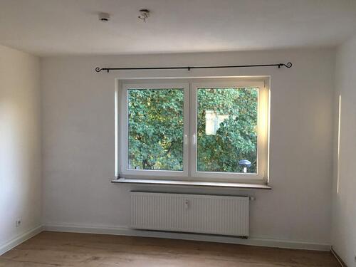 Foto - Schöne helle 2-Zimmer-Wohung, KDB, 1. Etage in SG (Nähe Klinikum)