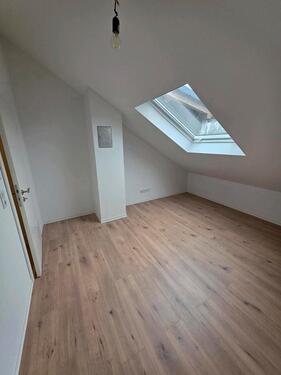 Foto - 3 Zimmer Dachgeschoßwohnung zur Miete in Worms