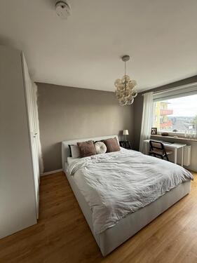 Foto - Lichtdurchflutete 1-Zimmer Wohnung (ca. 30 qm) mit Balkon