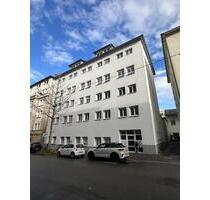 Großzügige 3-Zimmer-Wohnung mit Aufzug & Balkon nahe dem SWR - Stuttgart Stuttgart-Ost