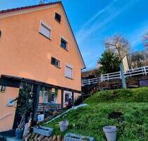 Doppelhaushälfte in sonniger Lage - Haiterbach