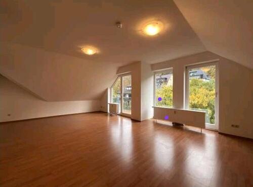 Foto - 1 Zimmer Dachgeschoßwohnung zur Miete in Marburg